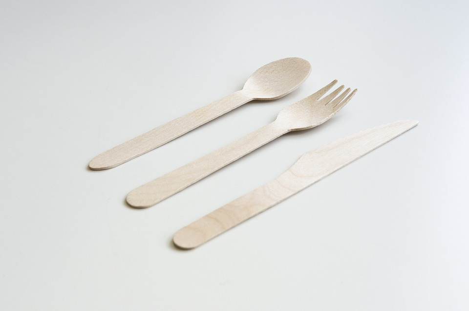 wooden cutlery